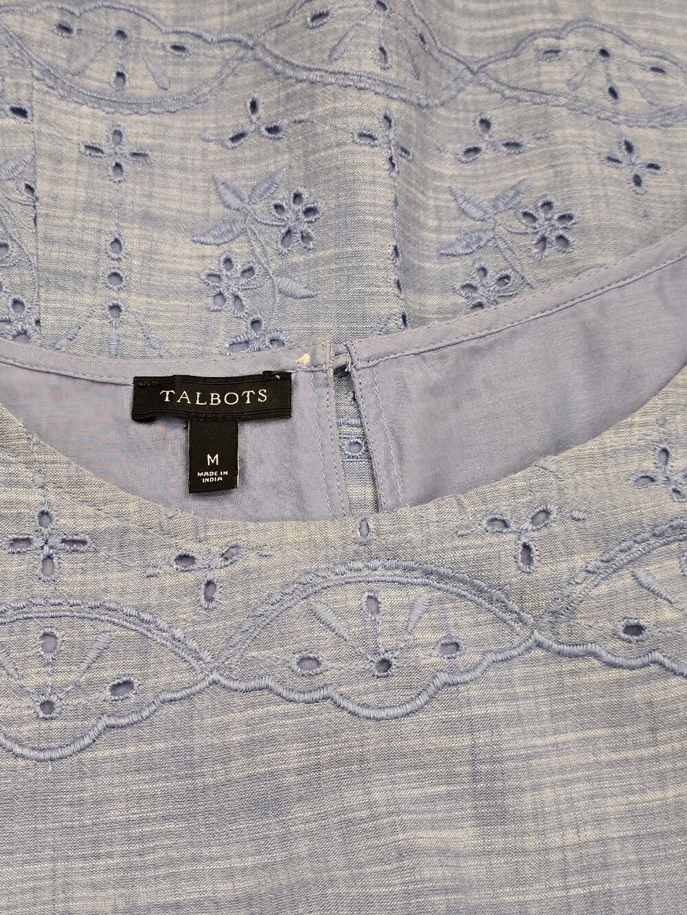 Talbots Blue Eyelet Embroidered Blouse with Balloon Sleeves Cotton M - Picture 6 of 6